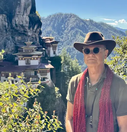 Bhutan: Wo das Glück mit den Reisenden ist