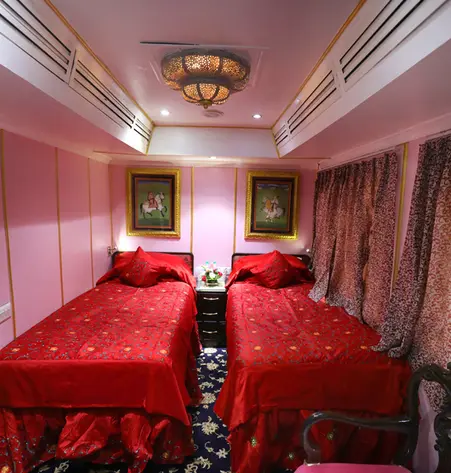 Palace on Wheels