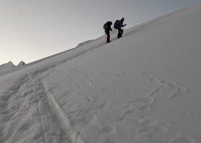 Aufstieg zum Gondogoro-La-Pass Trekking-Expedition zum K2-Basecamp