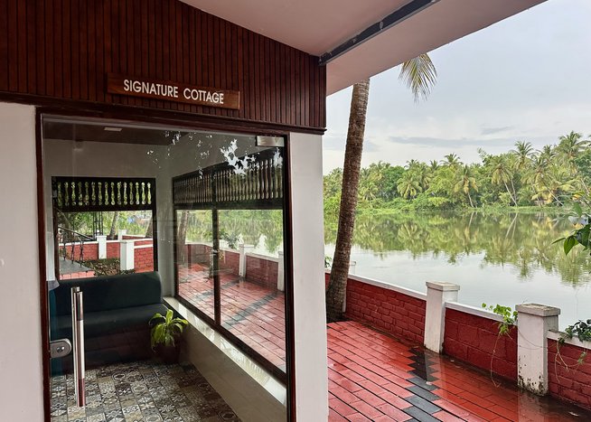 Sree Chithra AyurHome**, Kerala Sree Chithra AyurHome**, Kerala