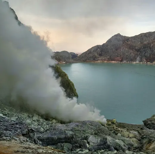 Indonesien - Regenwald, Vulkane und Inselträume